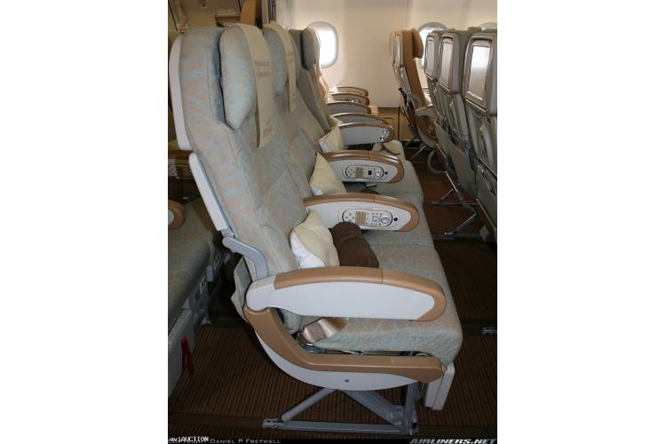 A330/A340 WEBER ECONOMY SEATS MODEL 5750